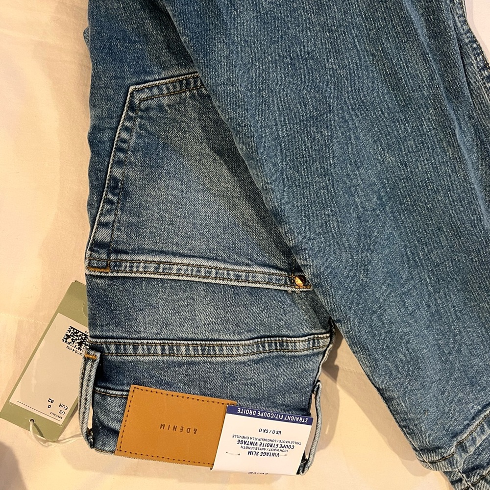 NWT H&M Vintage Slim High Ankle Jeans